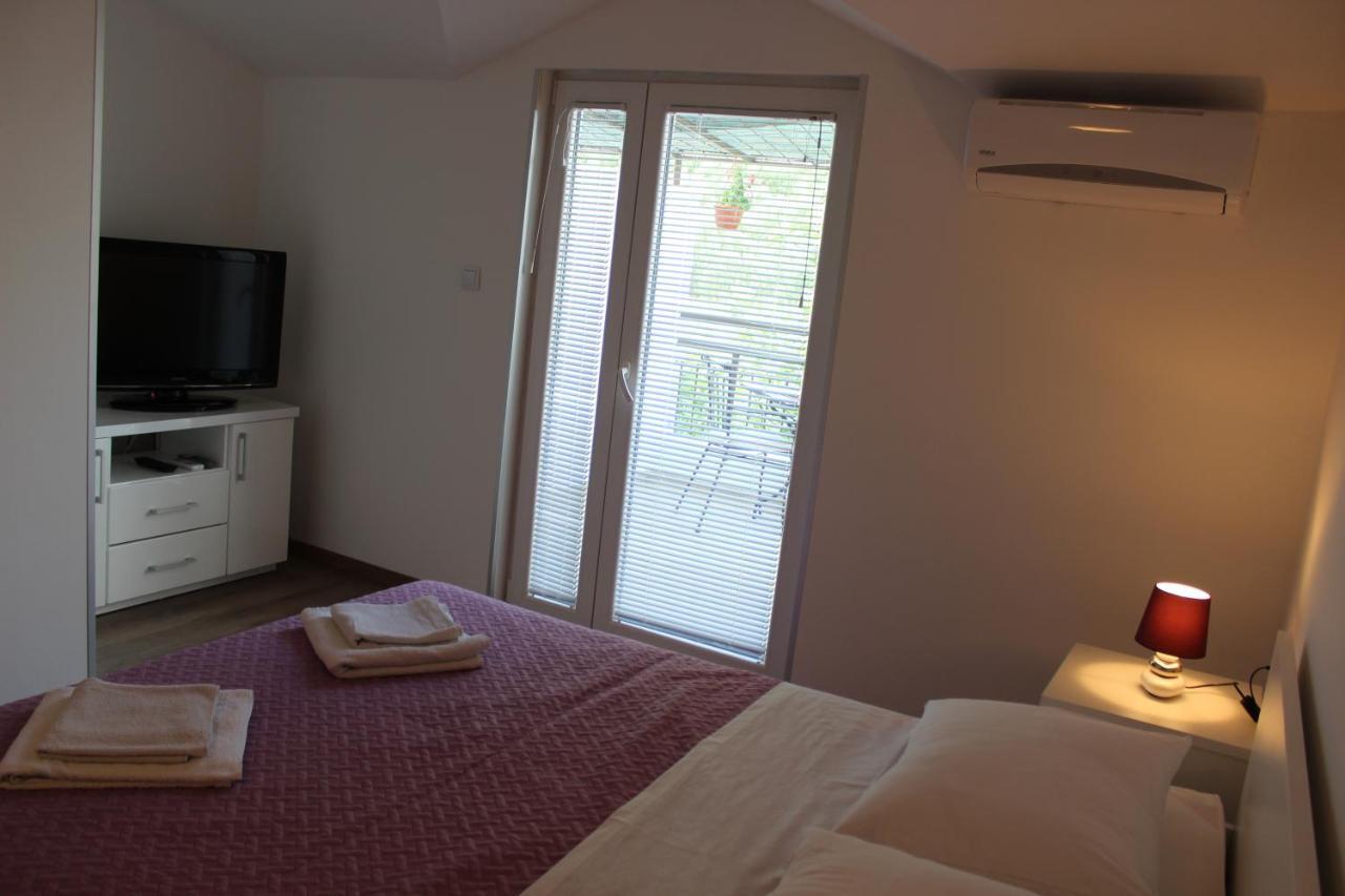Apartments Mateljak Gradac  Quarto foto